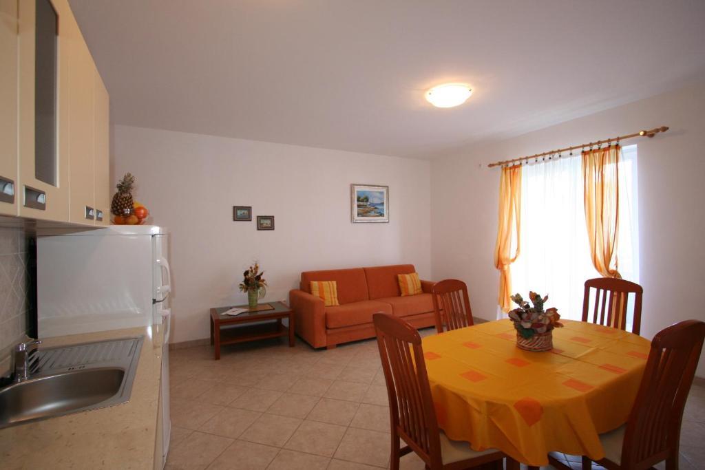 Apartments Bogovic Malinska Szoba fotó