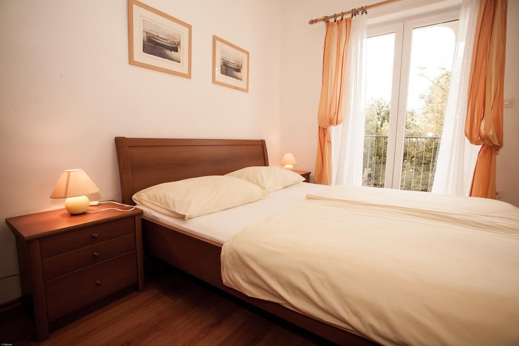 Apartments Bogovic Malinska Kültér fotó