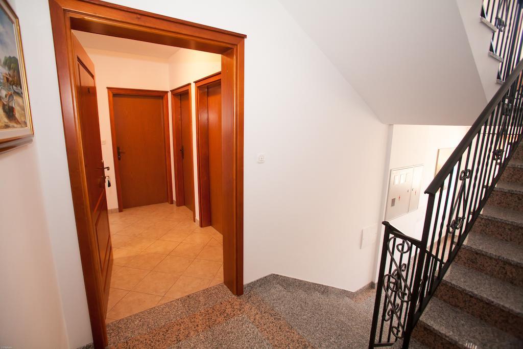 Apartments Bogovic Malinska Kültér fotó
