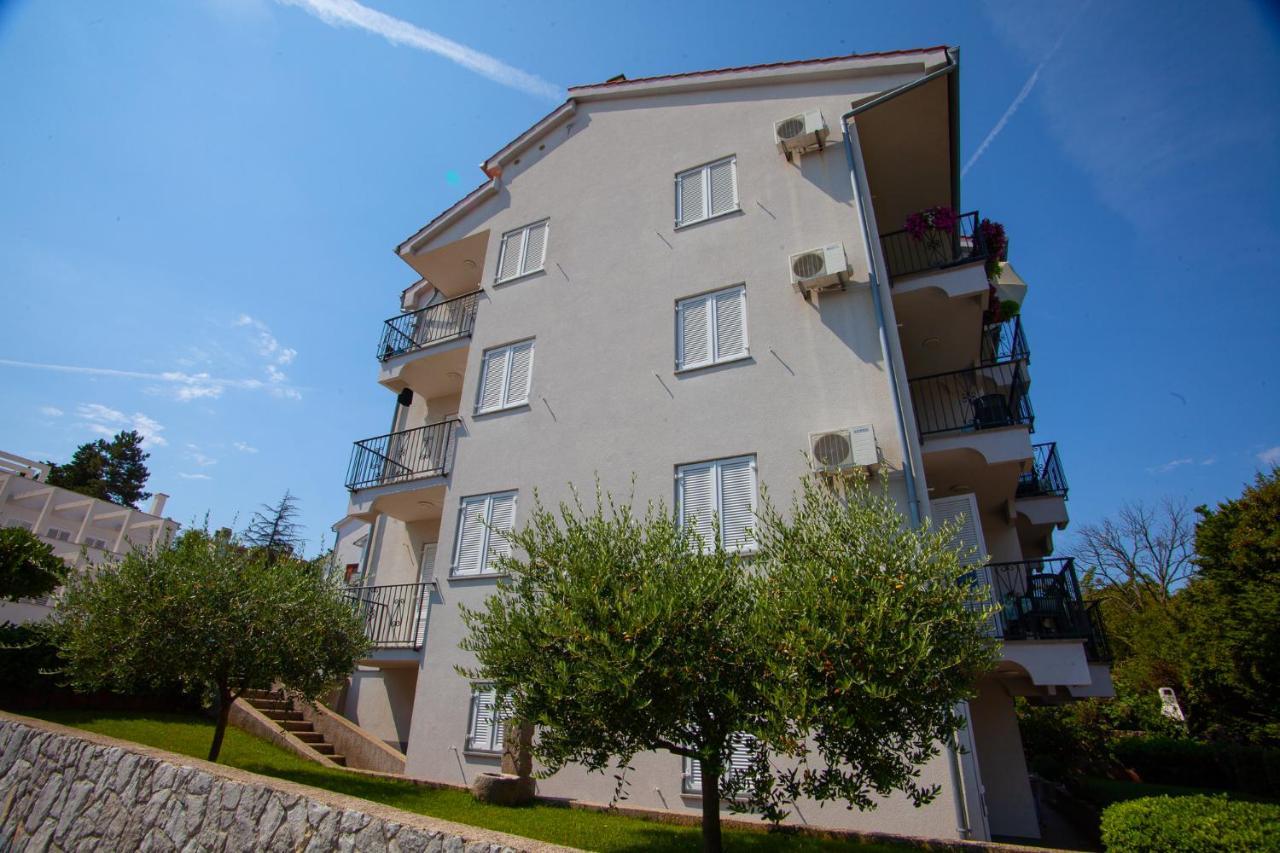 Apartments Bogovic Malinska Kültér fotó